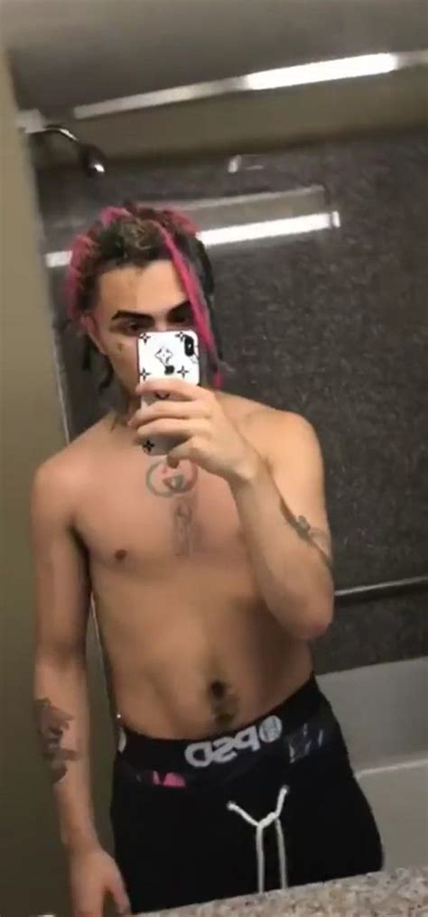 lil pump nude|Lil Pump Picture Gallery 